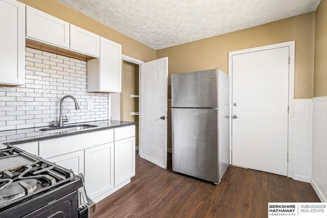 1122 N 46th Street, Omaha, NE 68132
