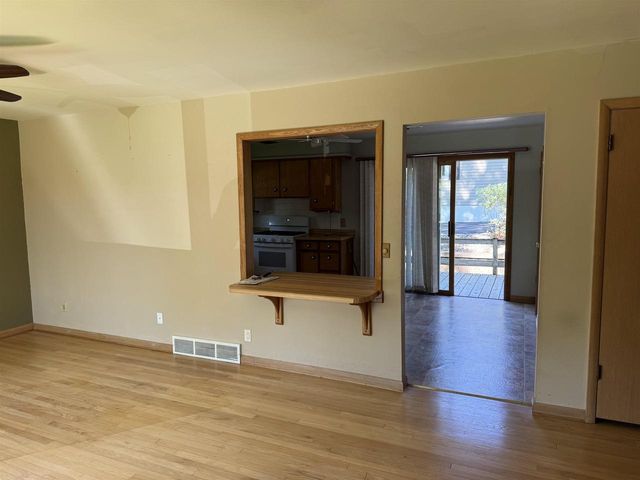 5403 Winnequah Road, Monona, WI 53716