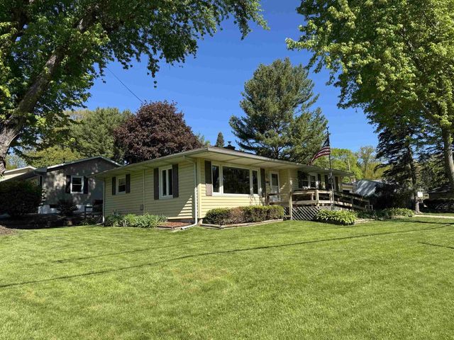5403 Winnequah Road, Monona, WI 53716