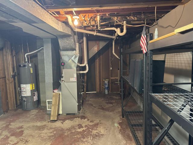 5403 Winnequah Road, Monona, WI 53716