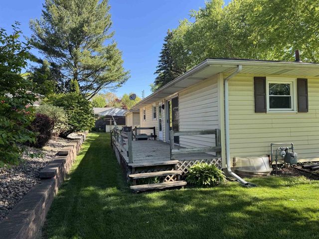 5403 Winnequah Road, Monona, WI 53716