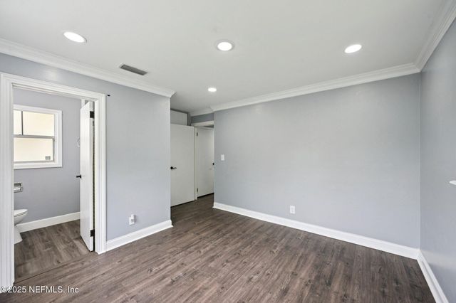 2006 ORLEAN Drive, Jacksonville, FL 32210