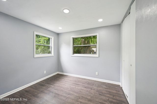 2006 ORLEAN Drive, Jacksonville, FL 32210