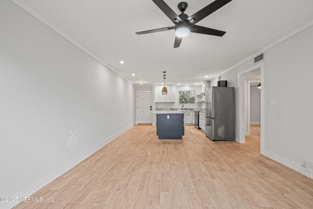 22 COMARES Avenue 4A, St. Augustine, FL 32080