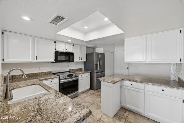 13826 S 41ST Place, Phoenix, AZ 85044