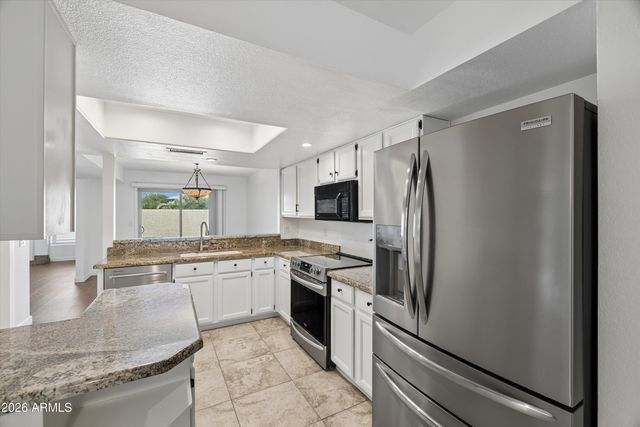 13826 S 41ST Place, Phoenix, AZ 85044