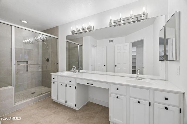 13826 S 41ST Place, Phoenix, AZ 85044
