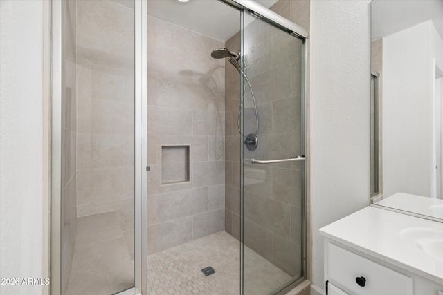 13826 S 41ST Place, Phoenix, AZ 85044