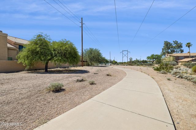 13826 S 41ST Place, Phoenix, AZ 85044