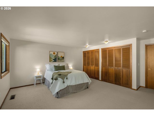 8605 Sw 90TH Ave, Portland, OR 97223