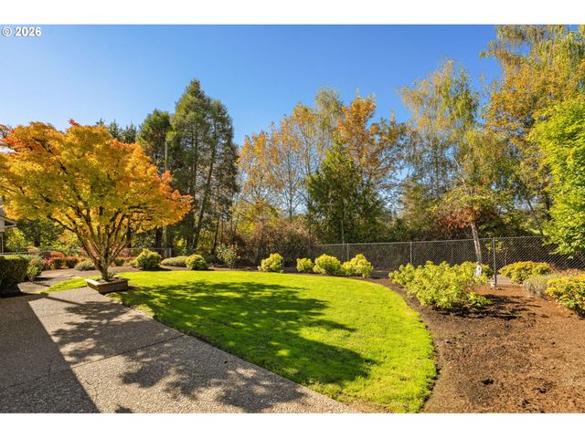 8605 Sw 90TH Ave, Portland, OR 97223
