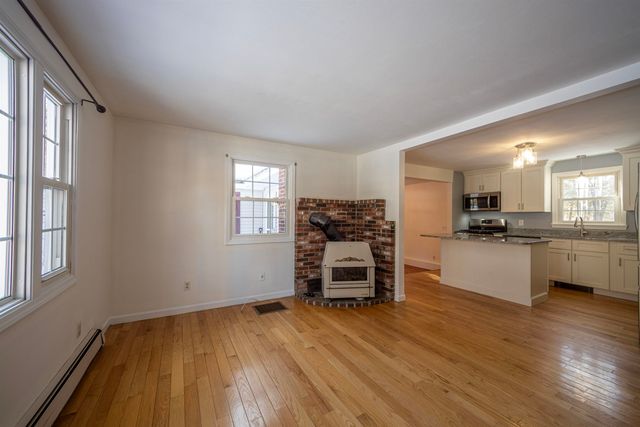 31 Tami Lane, Epping, NH 03042