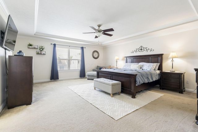 2425 Angelfire Drive, Grove City, OH 43123