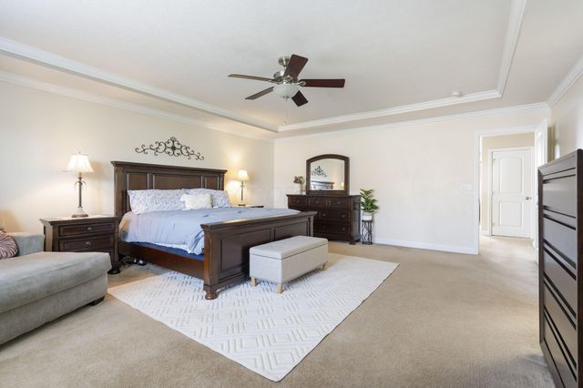 2425 Angelfire Drive, Grove City, OH 43123