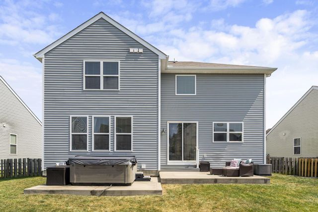 2425 Angelfire Drive, Grove City, OH 43123