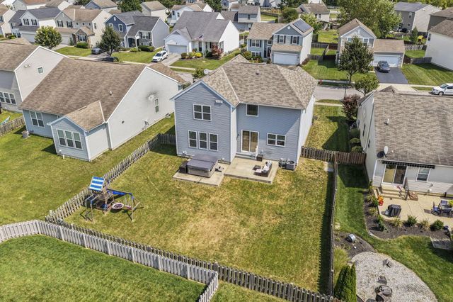 2425 Angelfire Drive, Grove City, OH 43123
