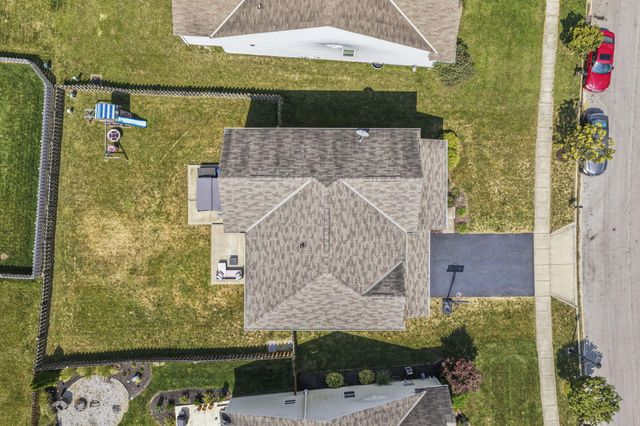 2425 Angelfire Drive, Grove City, OH 43123