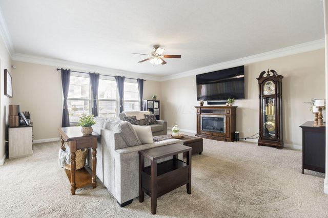 2425 Angelfire Drive, Grove City, OH 43123