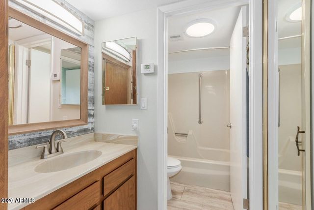 3033 E DEVONSHIRE Avenue 3029, Phoenix, AZ 85016
