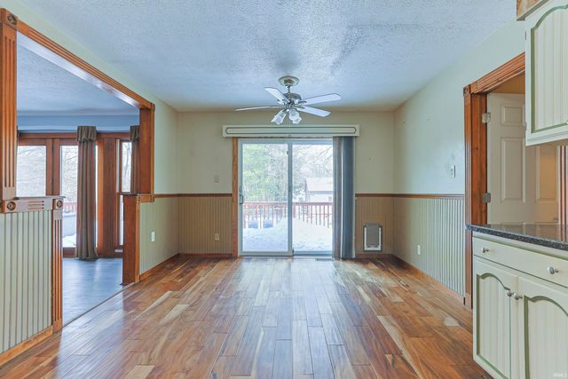 54225 Ash Road, Osceola, IN 46561