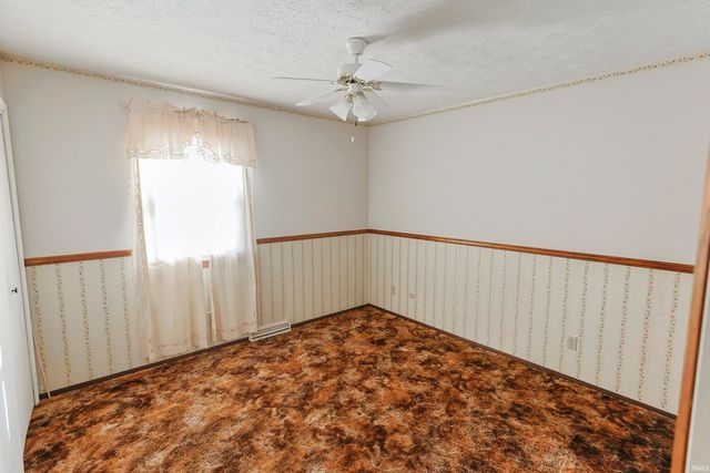 54225 Ash Road, Osceola, IN 46561