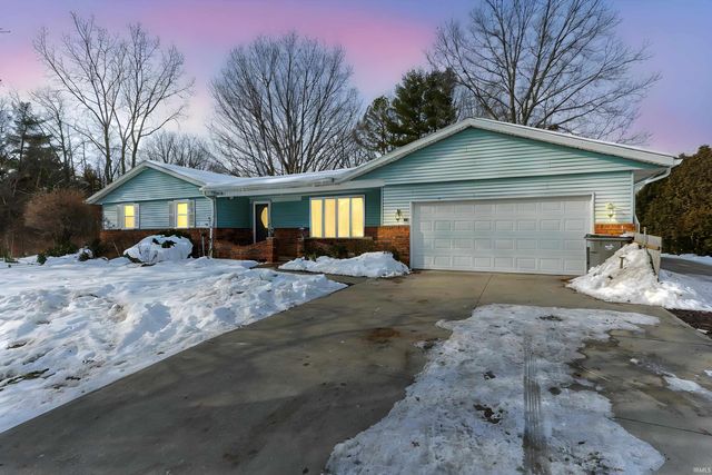 54225 Ash Road, Osceola, IN 46561