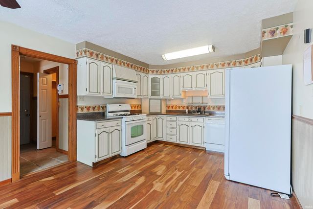 54225 Ash Road, Osceola, IN 46561