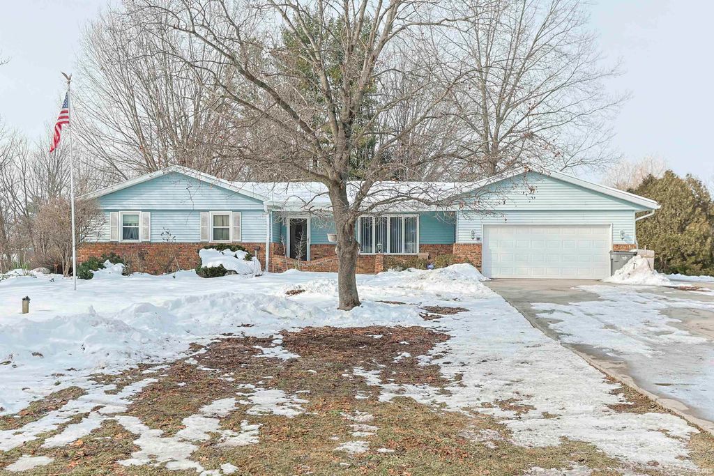 54225 Ash Road, Osceola, IN 46561