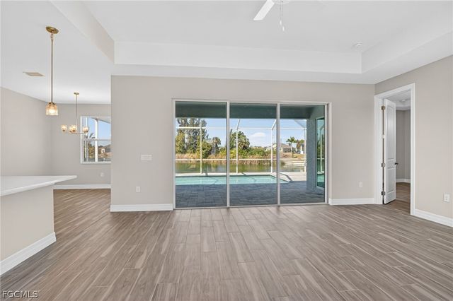 2014 NW 21st AVE, Cape Coral, FL 33993