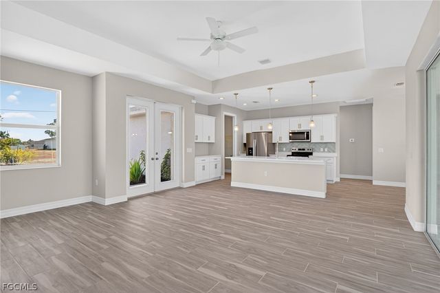 2014 NW 21st AVE, Cape Coral, FL 33993