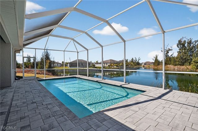 2014 NW 21st AVE, Cape Coral, FL 33993