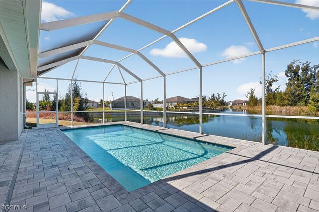 2014 NW 21st AVE, Cape Coral, FL 33993