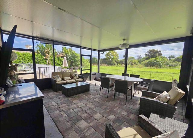 7548 Fairway Trail, Boca Raton, FL 33487