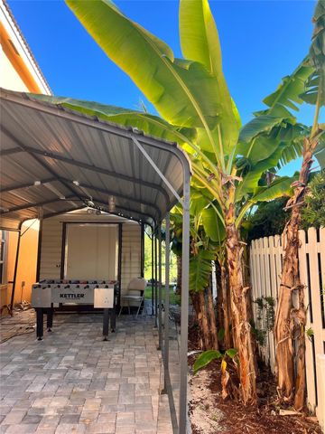 7548 Fairway Trail, Boca Raton, FL 33487