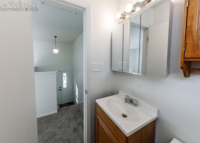 1174 Magnolia Street, Colorado Springs, CO 80907