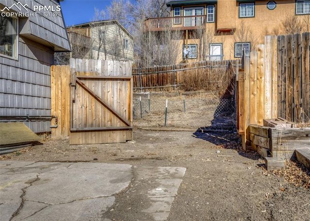 1174 Magnolia Street, Colorado Springs, CO 80907