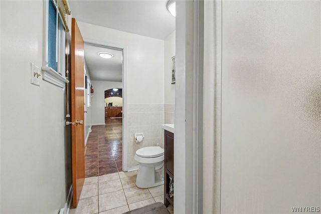 1658 Caravelle Drive, Niagara Falls, NY 14304