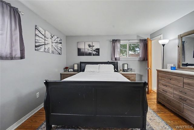 1658 Caravelle Drive, Niagara Falls, NY 14304