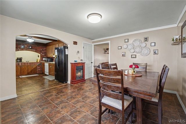 1658 Caravelle Drive, Niagara Falls, NY 14304