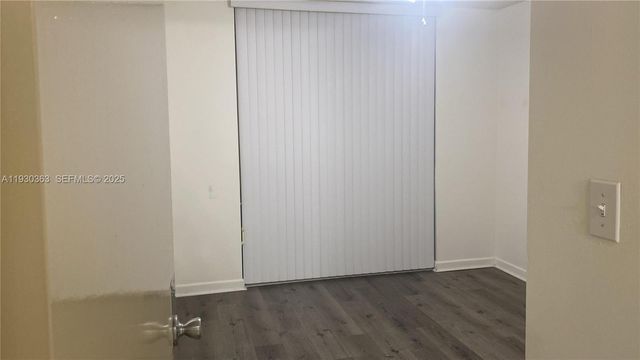 7832 Collins Ave 403, Miami Beach, FL 33141