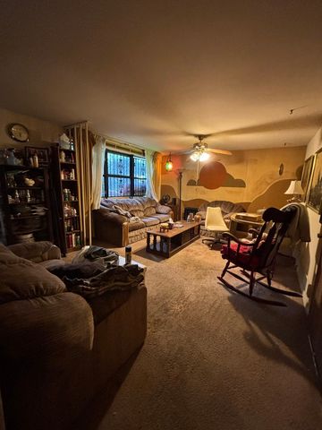 8354 S Kimbark Avenue, Chicago, IL 60619