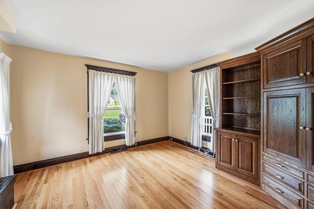 21 Toledo Street, Delaware, OH 43015
