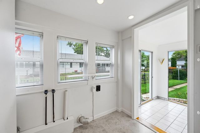 21 Toledo Street, Delaware, OH 43015