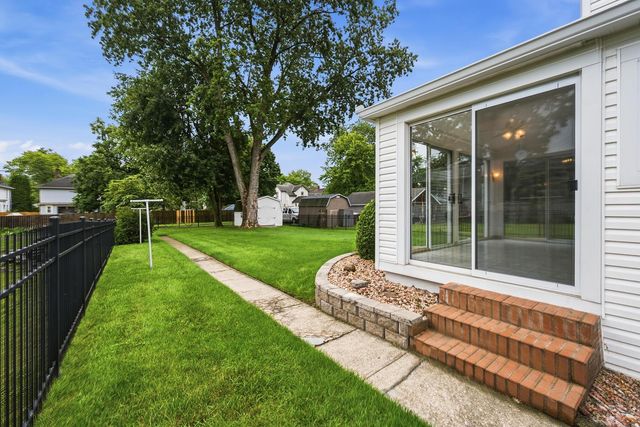 21 Toledo Street, Delaware, OH 43015
