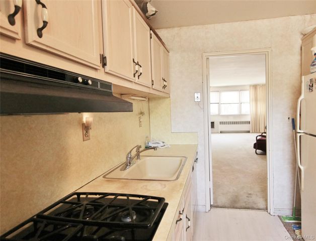 35 Avon Circle A, Rye Brook, NY 10573