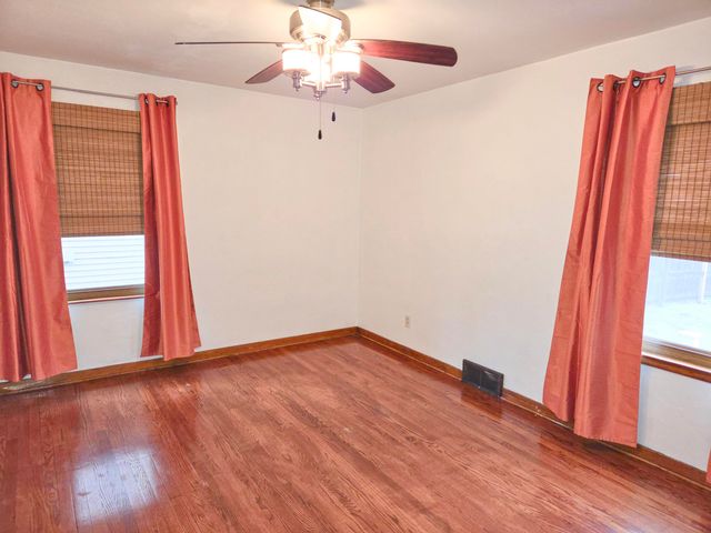 707 N Broad Street, Griffith, IN 46319