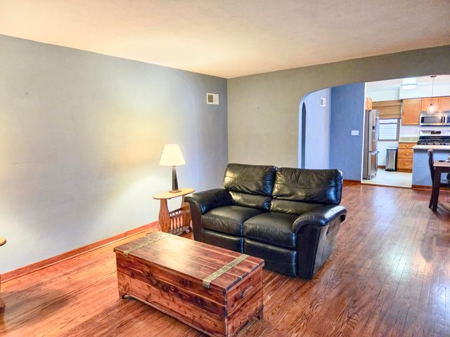 707 N Broad Street, Griffith, IN 46319