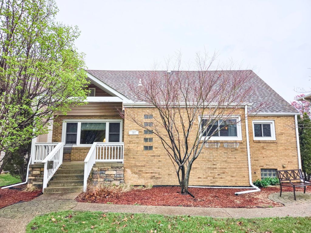 707 N Broad Street, Griffith, IN 46319