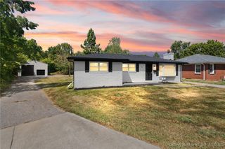 8 Robin Court, New Albany, IN 47150