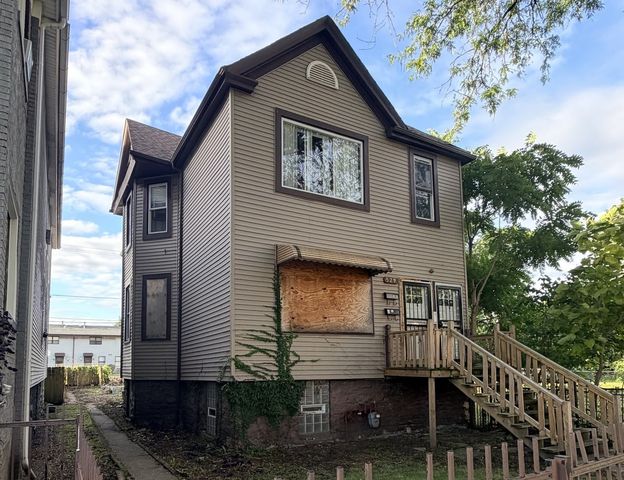 529 W Englewood Avenue, Chicago, IL 60621